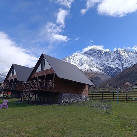 Cliffside Cottage Kazbegi Extérieur photo