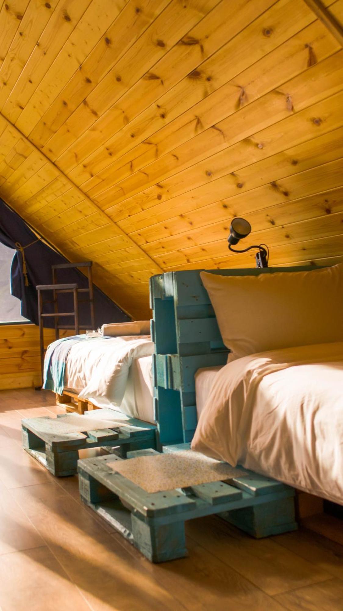 Cliffside Cottage Kazbegi Extérieur photo